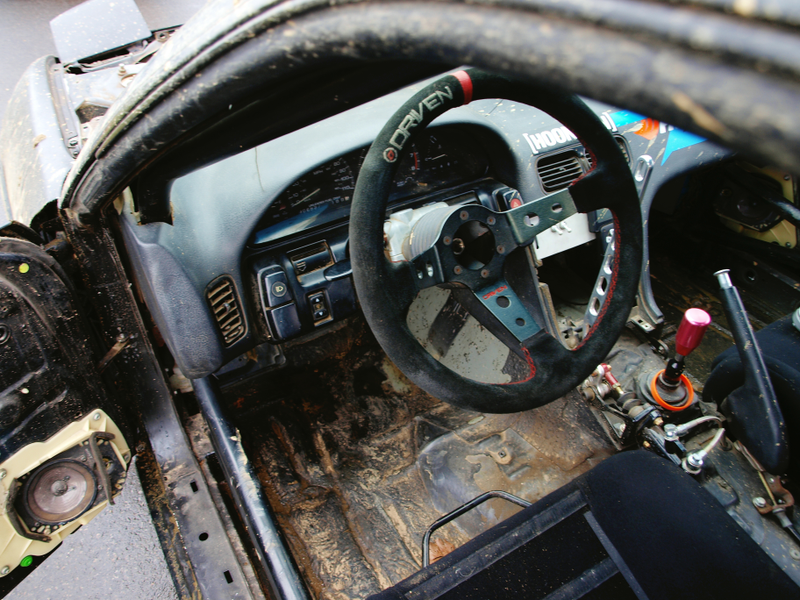 Illustration for article titled Why A Formula D Champ Taught Me To Drift, Or Perks Of A Trackside Bar